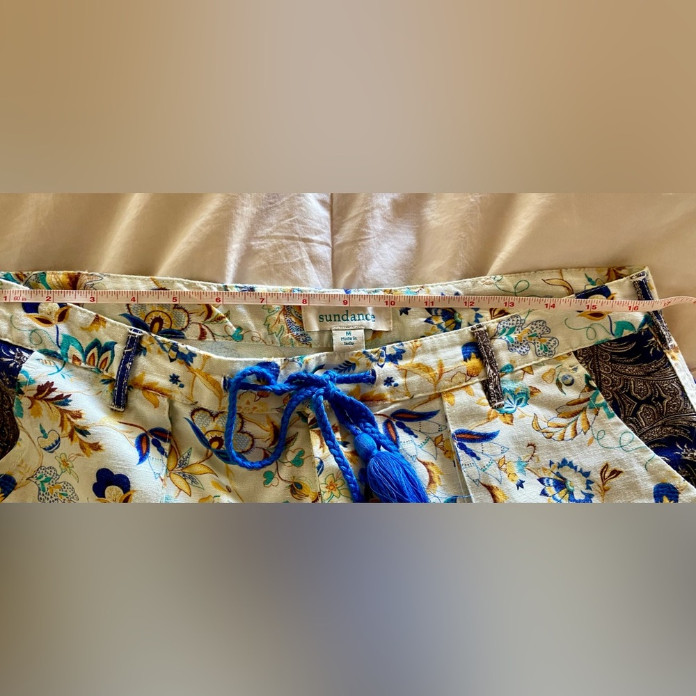 Sundance Kalini Linen Blend Shorts
Japanese Garden Blue Floral Print - Picture 6 of 9